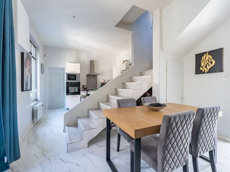 Maison à louer, 90m², LYON 8E