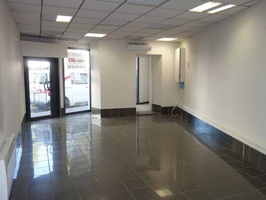 Local commercial à louer 625 € 70 m² de surface de vente Périurbain Sud Bagnols-sur-Cèze 30200