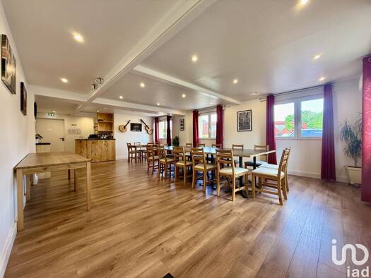 Local commercial à vendre 414 000 € 173 m² de surface de vente Bergheim 68750