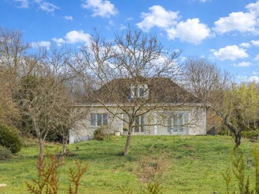 Maison à vendre 146 990 € 5 pièces 3 chambres 123 m² 1 750 m² de terrain Mennetou-sur-Cher 41320