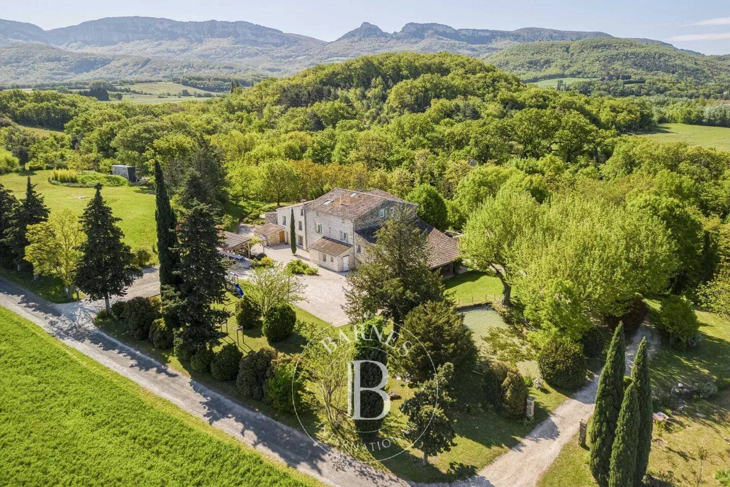 Maison à vendre, 750m², LA BEGUDE DE MAZENC