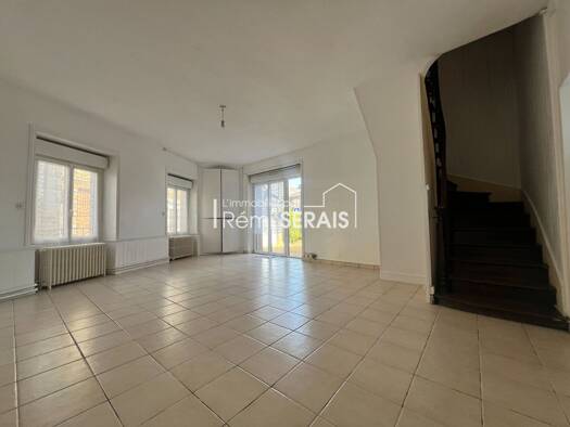Maison à vendre 97 200 € 6 pièces 3 chambres 140 m² 179 m² de terrain Valdallière 14410