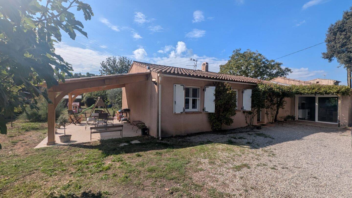 Maison à vendre, 124m², SAINTE ANASTASIE SUR ISSOLE