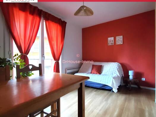 Appartement à vendre 95 000 € 2 pièces 1 chambre 29 m² RDC Besse-et-Saint-Anastaise 63610