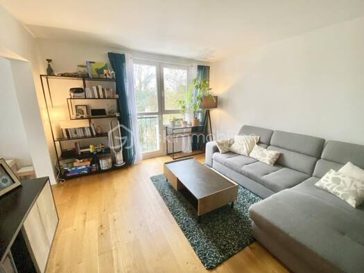 Appartement à vendre 198 000 € 3 pièces 2 chambres 72 m² Étage 3/3 Le Stade Crosne 91560