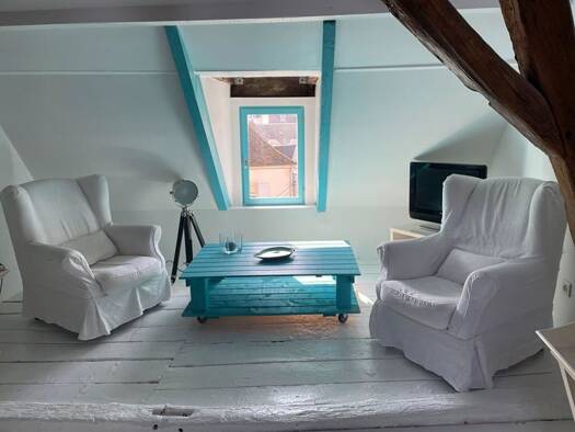 Appartement à louer 500 € 2 pièces 1 chambre 30 m² Étage 3/3 Nevers 58000