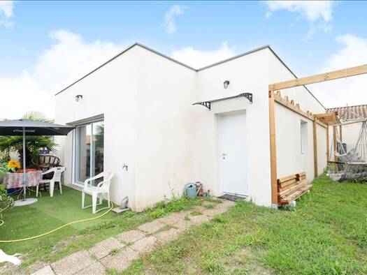 Maison de plain-pied à vendre - neuf 275 600 € 3 pièces 2 chambres 85 m² 165 m² de terrain Ronce-Les-Bains La Tremblade 17390