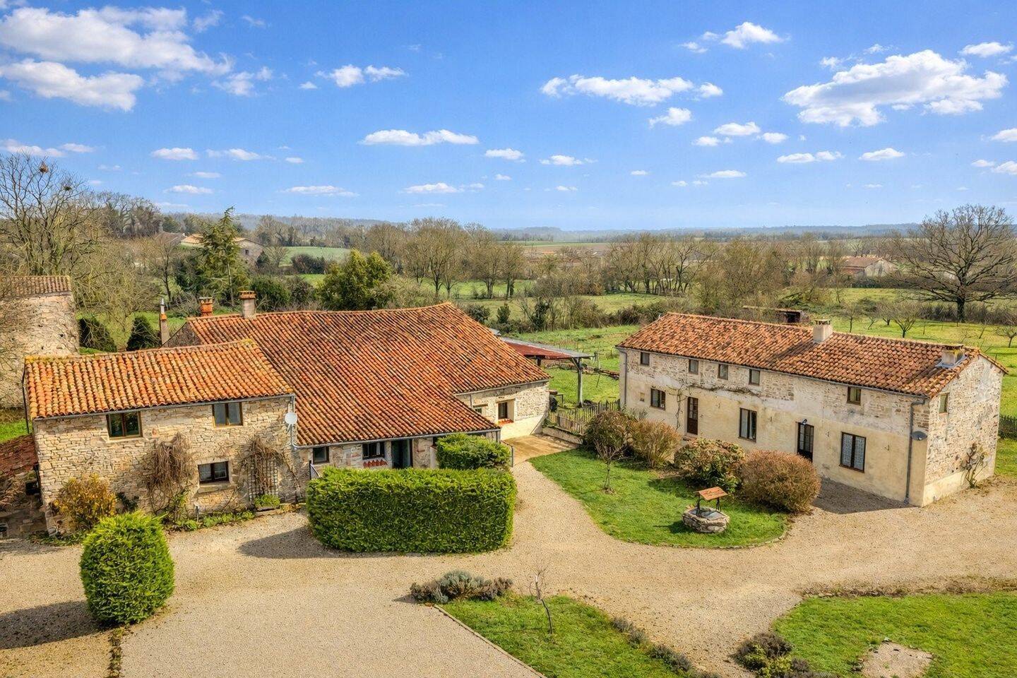 Maison à vendre, 440m², VILLEFAGNAN