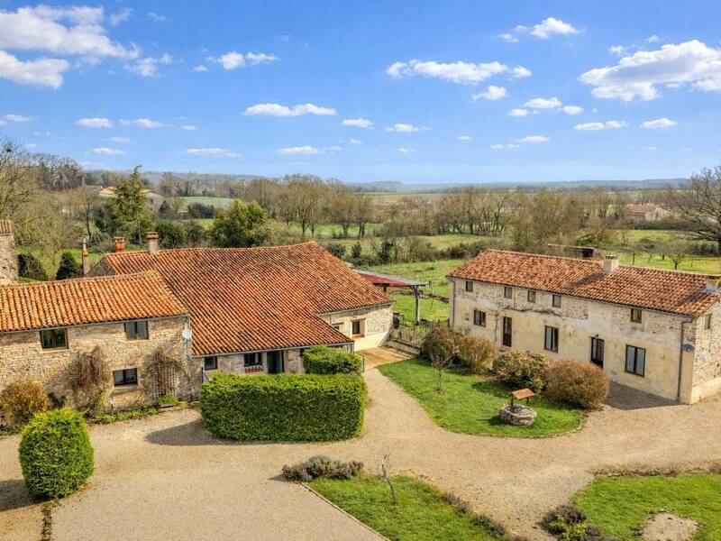 Maison à vendre, 440m², VILLEFAGNAN