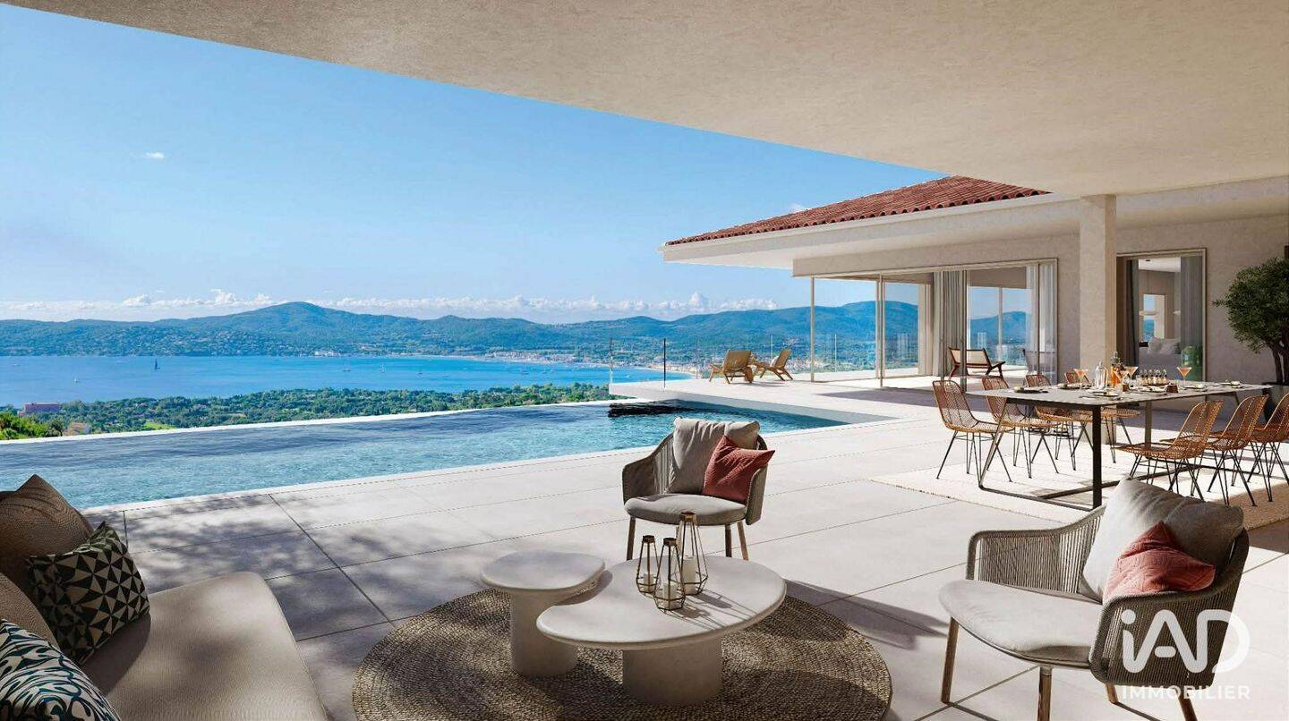 Maison à vendre, 398m², GRIMAUD