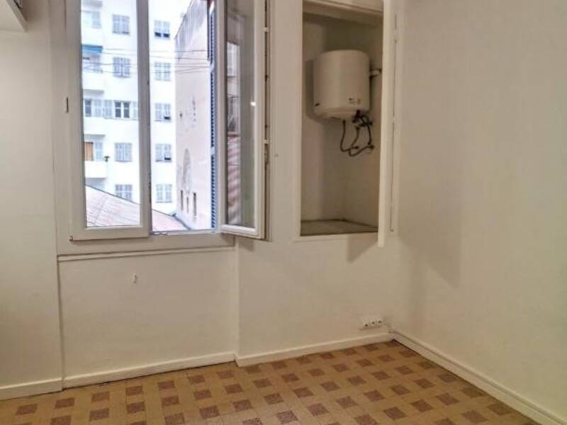 Maison à louer, 13m², NICE