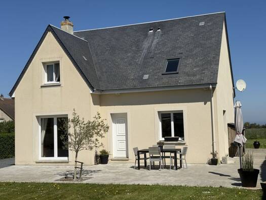 Maison à vendre 344 850 € 5 pièces 4 chambres 105 m² Commes 14520