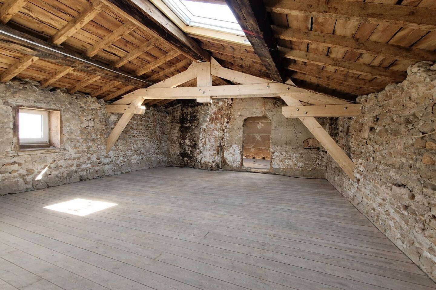 Maison à vendre, 94m², SAINT MAURICE DE GOURDANS