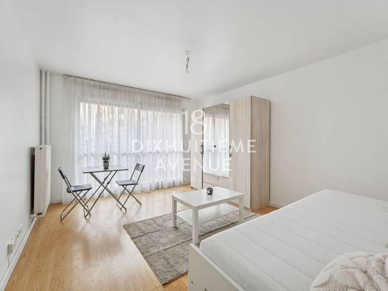 Maison à louer, 27m², PARIS 18E