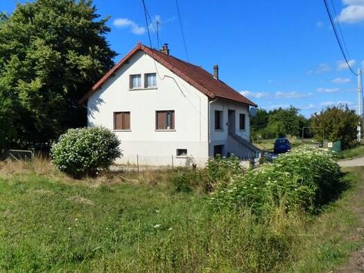 Maison à vendre 141 000 € 4 pièces 2 chambres 108 m² 2 700 m² de terrain Chemin 39120