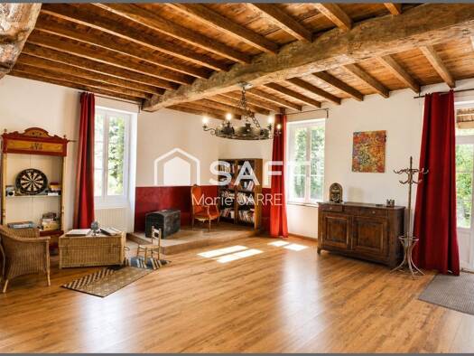 Maison à vendre 298 000 € 7 pièces 5 chambres 200 m² 1 691 m² de terrain Dolomieu 38110