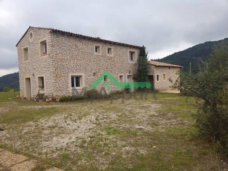 Maison à louer, 236m², NICE