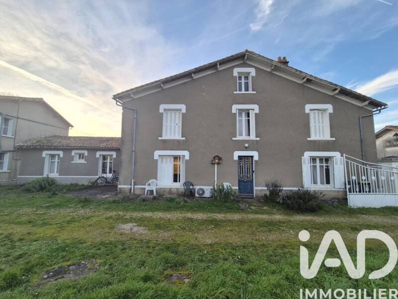 Maison à vendre, 174m², SAINT SAUVANT