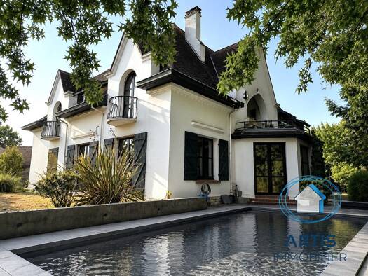 Villa à vendre 1 050 000 € 12 pièces 5 chambres 350 m² 1 542 m² de terrain Est Saint-Vincent-de-Tyrosse 40230