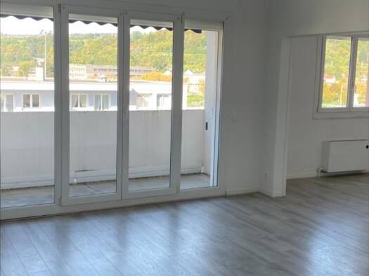 Appartement à louer 660 € 3 pièces 2 chambres 77,8 m² 4ème étage Baume les Dames 25110