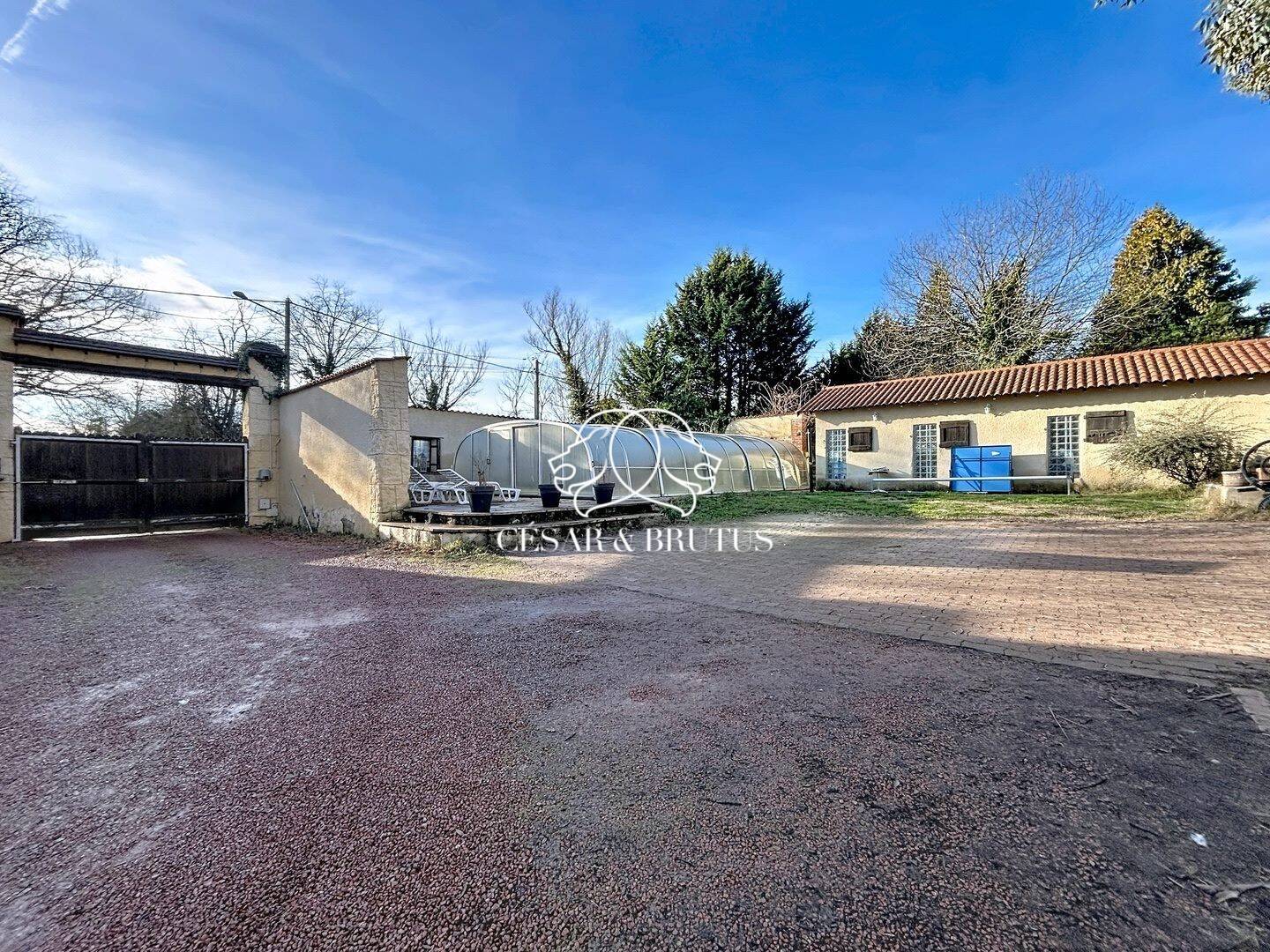 Maison à vendre, 250m², NERVIEUX