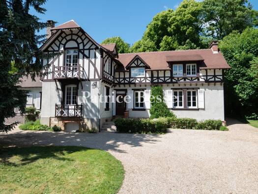 Maison à vendre 690 000 € 8 pièces 5 chambres 195 m² 13 196 m² de terrain Oinville-sur-Montcient 78250