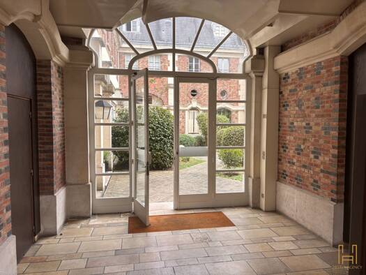 Appartement à vendre 320 000 € 2 pièces 1 chambre 50 m² Louveciennes 78430