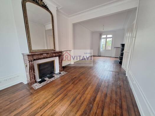 Maison à vendre 295 000 € 5 pièces 3 chambres 113 m² 180 m² de terrain Beauvais 60000