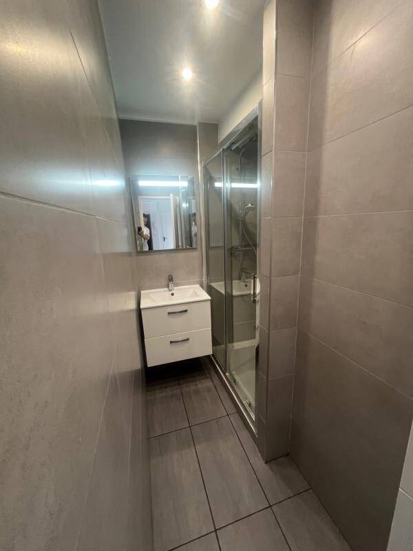 A LOUER APPARTEMENT T3 MEUBLE 69100 VILLEURBANNE — 7