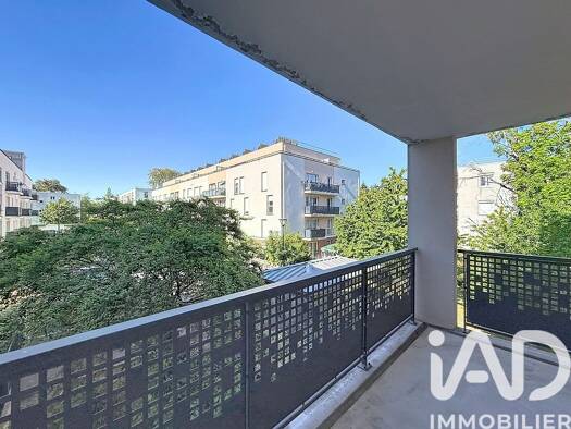 Appartement à vendre 185 000 € 3 pièces 2 chambres 57 m² Étage 2/4 Sud Arpajon 91290