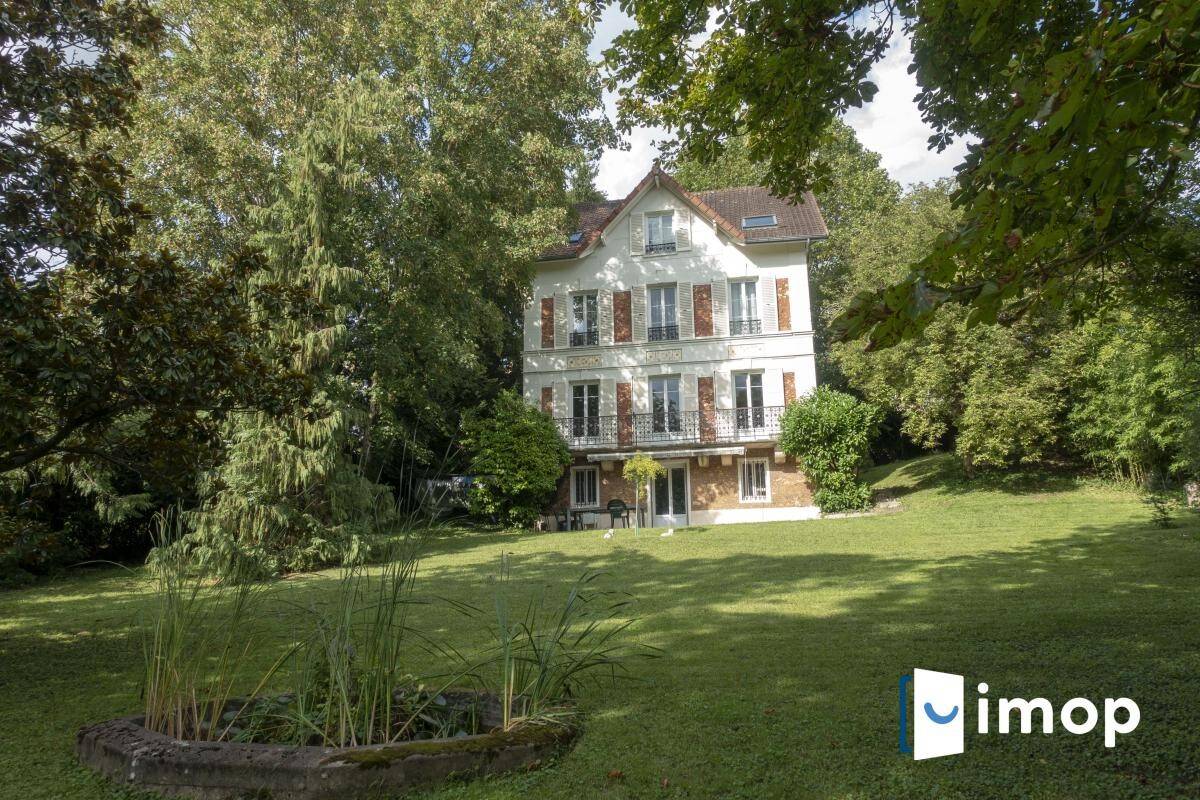 Maison à vendre, 234m², MANDRES LES ROSES