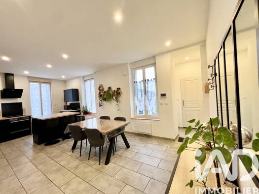Maison de ville à vendre 194 000 € 6 pièces 4 chambres 109 m² 186 m² de terrain Saint Waast Soissons 02200