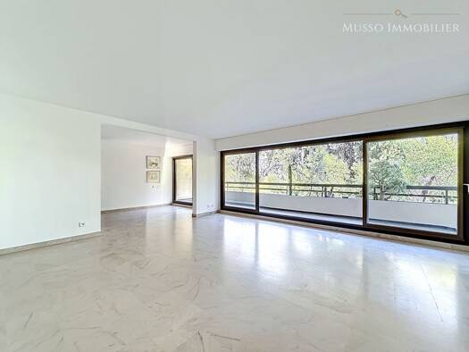 Appartement à vendre 650 000 € 4 pièces 3 chambres 117 m² Étage 1/4 Saint Giniez Marseille 8ème arrondissement 13008
