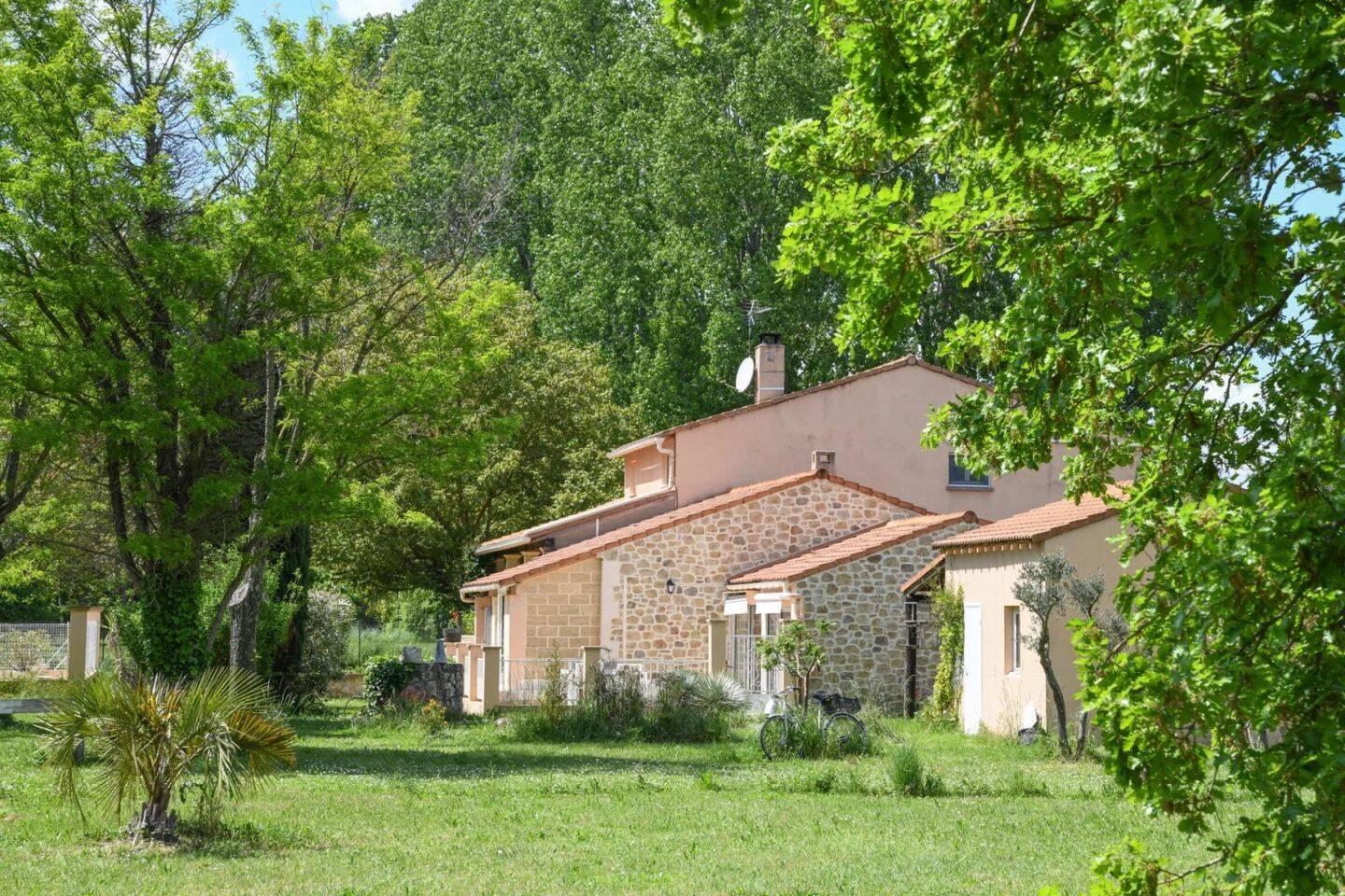 Maison à vendre, 242m², SAINT QUENTIN LA POTERIE