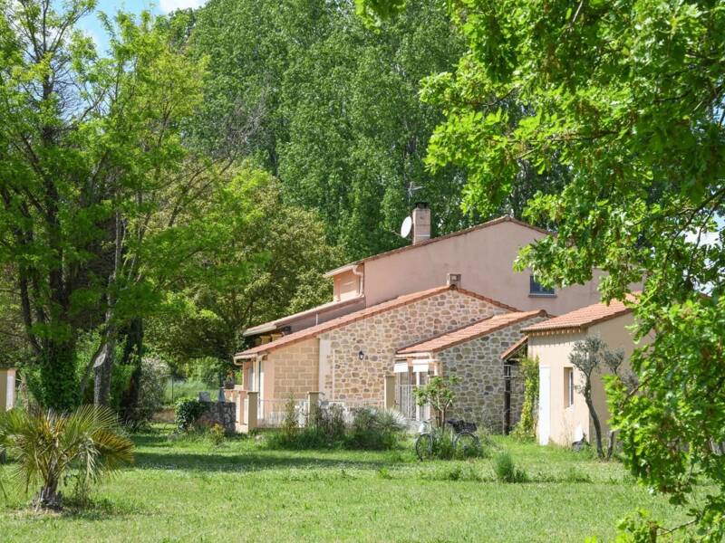 Maison à vendre, 242m², SAINT QUENTIN LA POTERIE