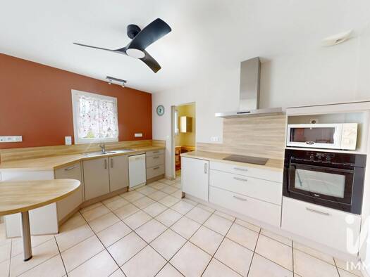 Maison de plain-pied à vendre 281 000 € 4 pièces 3 chambres 84 m² 292 m² de terrain Sainte-Soulle 17220