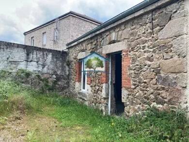Appartement à vendre 44 000 € 1 pièce 88 m² RDC Dunières 43220