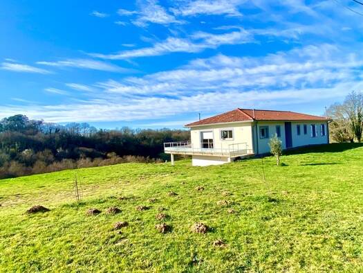 Maison à vendre 364 000 € 6 pièces 4 chambres 137 m² 36 948 m² de terrain Grenade-sur-l'Adour 40270