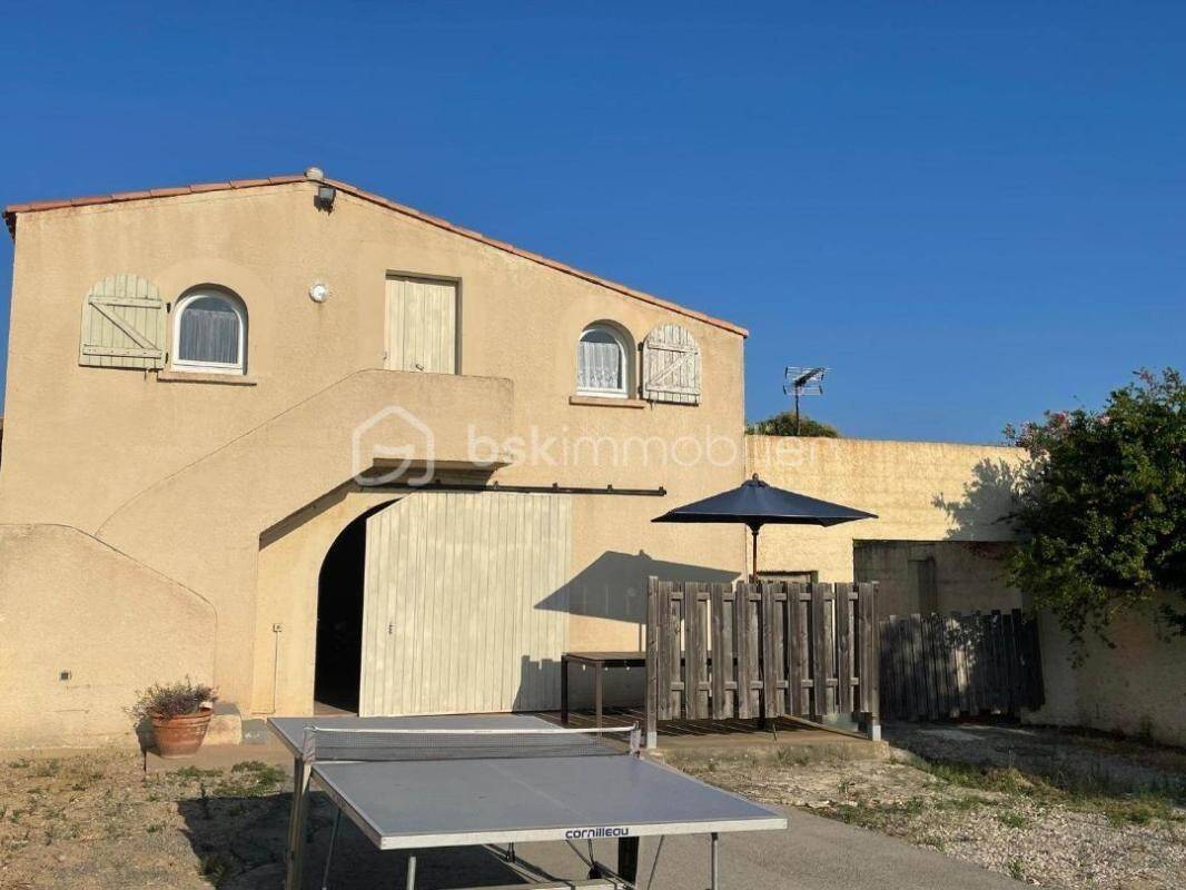 Maison à vendre, 200m², VIC LA GARDIOLE