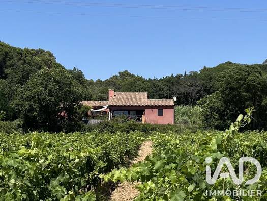 Maison de plain-pied à vendre 360 000 € 4 pièces 3 chambres 153,84 m² 2 416 m² de terrain Saint-Gervais 30200