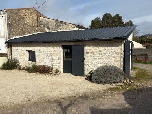 Parking à vendre 53 000 € Vergeroux 17300