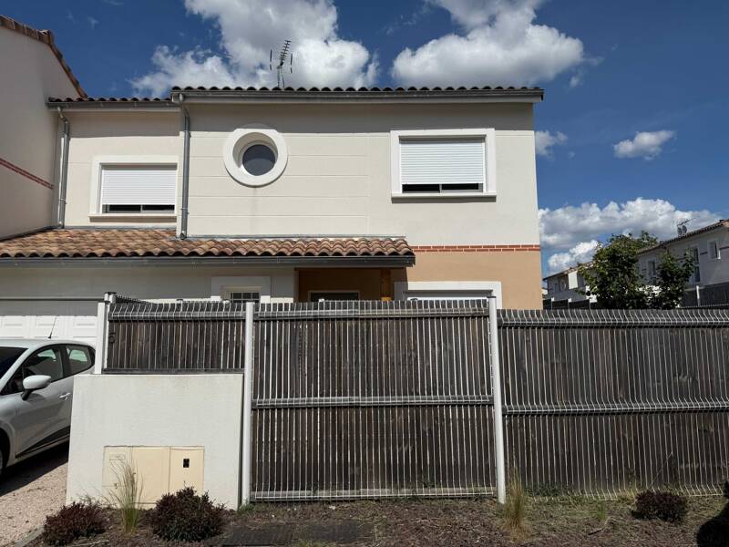 Maison à louer, 92m², LEGUEVIN