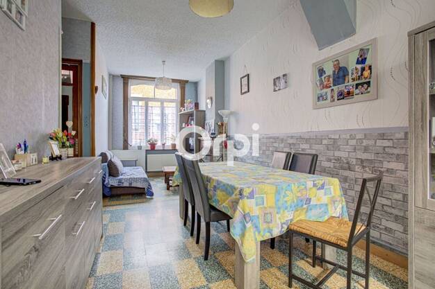 Maison à vendre 90 250 € 3 pièces 2 chambres 65,2 m² 50 m² de terrain Croix Rouge Tourcoing 59200