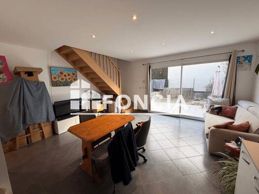 Maison à louer 950 € 3 pièces 2 chambres 69,5 m² dès le 01/05/2026 Montbernier Bourgoin-Jallieu 38300