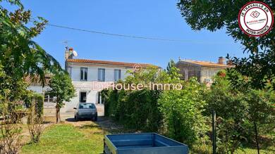 Maison à vendre 231 550 € 8 pièces 5 chambres 164 m² 598 m² de terrain Est Parempuyre 33290