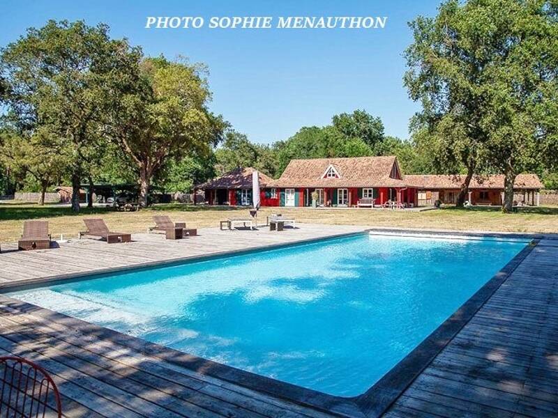 Maison à vendre, 392m², VIELLE SAINT GIRONS