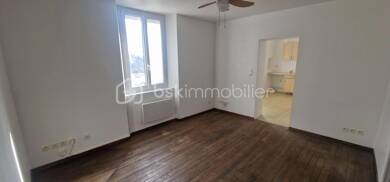Appartement à vendre 119 000 € 2 pièces 1 chambre 42 m² RDC Ville Haute Nord Coulommiers 77120