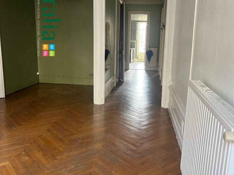 Maison à louer, 106m², LYON 3E