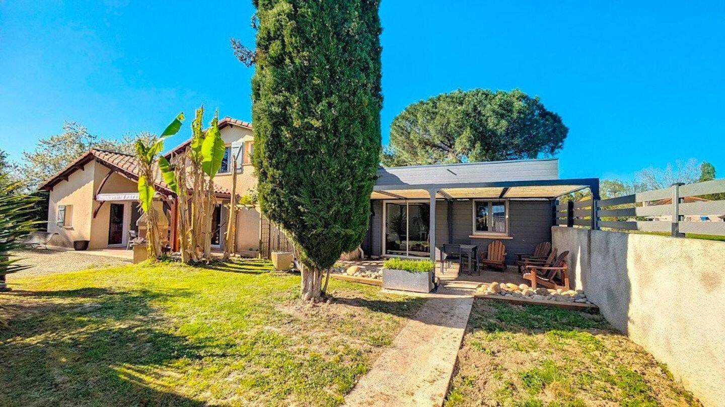 Maison à vendre, 160m², SAINTE COLOMBE EN BRUILHOIS