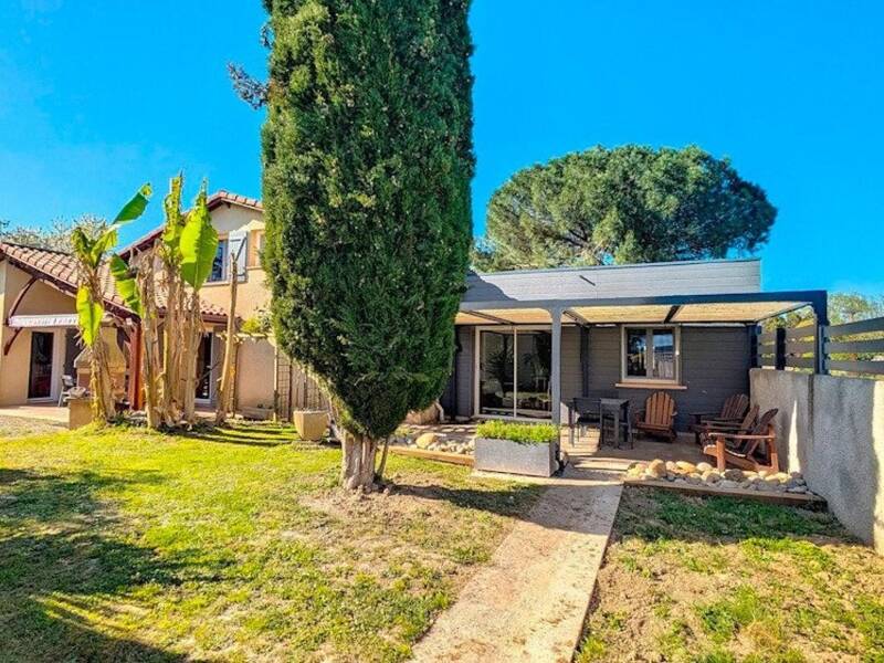 Maison à vendre, 160m², SAINTE COLOMBE EN BRUILHOIS